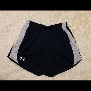 Under Armour Loose Shorts